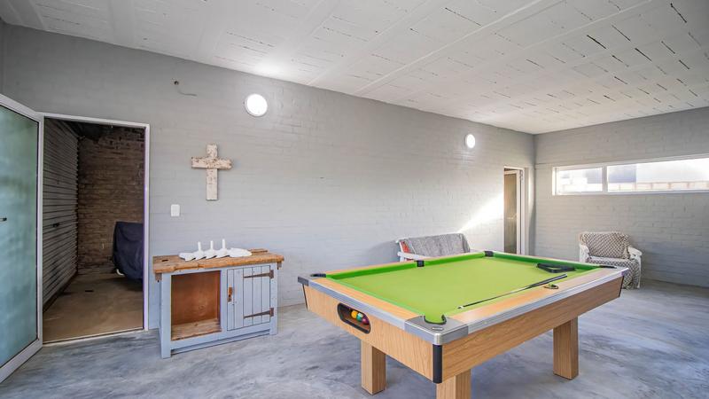 4 Bedroom Property for Sale in Jongensfontein Western Cape